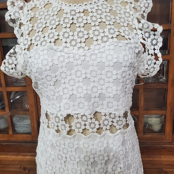 White Floral Lace Two-Piece Midi Dress - Picture 4 of 12